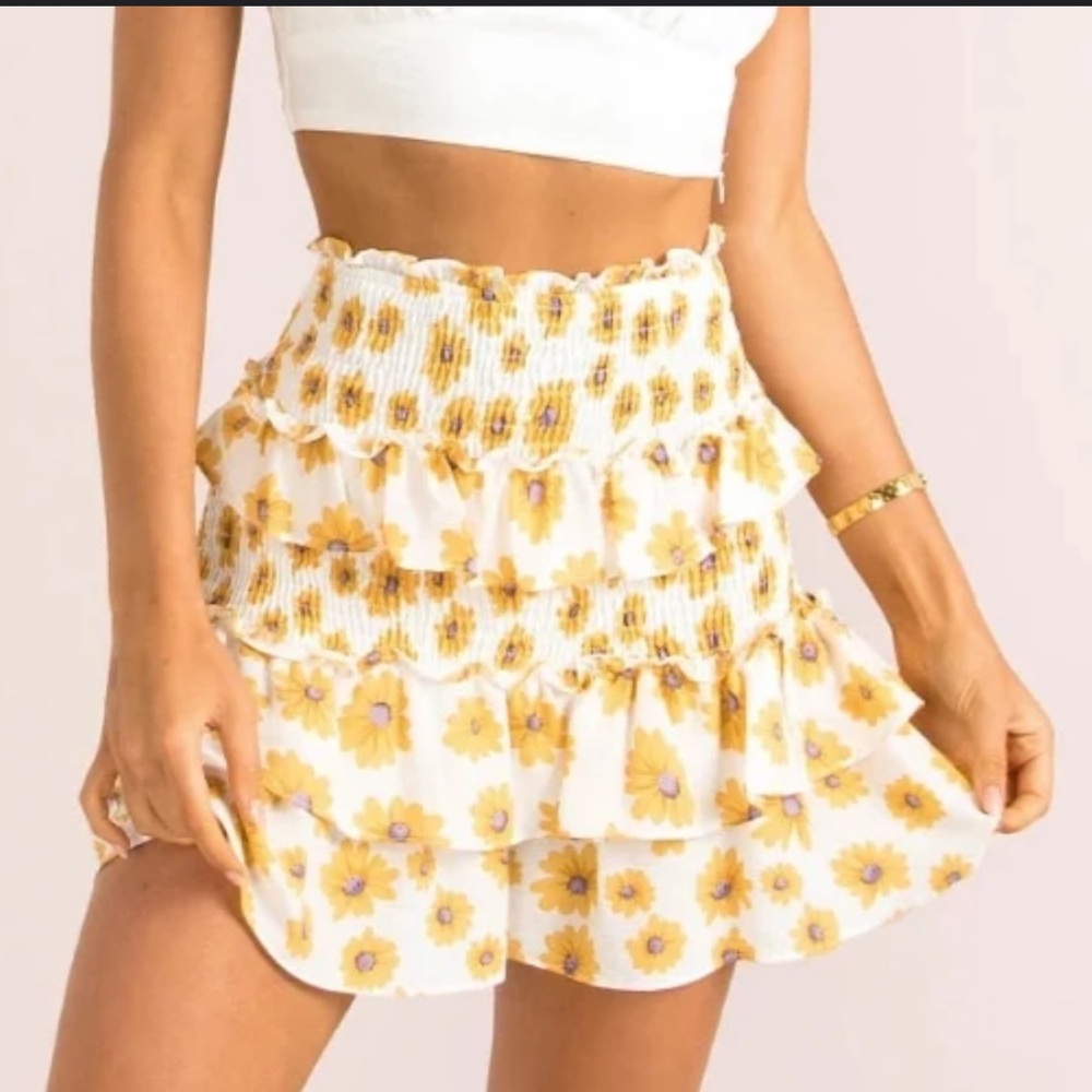 New with Tags Sweetpot mini skirt